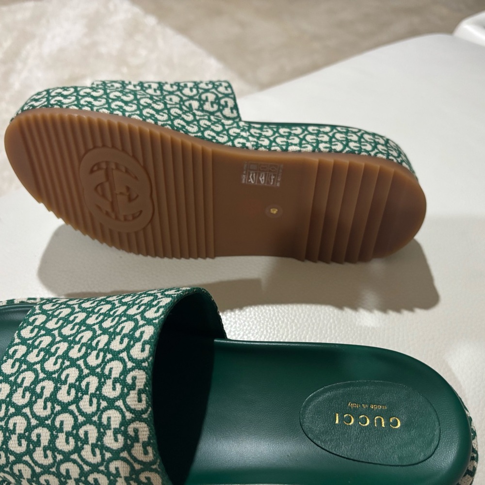Gucci Green Patterned Women's Mules